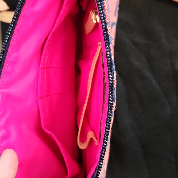 Dooney and Bourke Crossbody purse - Picture 5 of 14